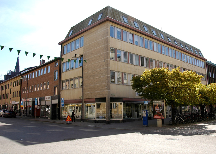 Värmlandsantikvarien gör en kulturmiljöutredning och konsekvensanalys av hur Karlstads stadskärna påverkas av utvecklingen av byggnaden Enigheten 14 vid Stora Torget.
